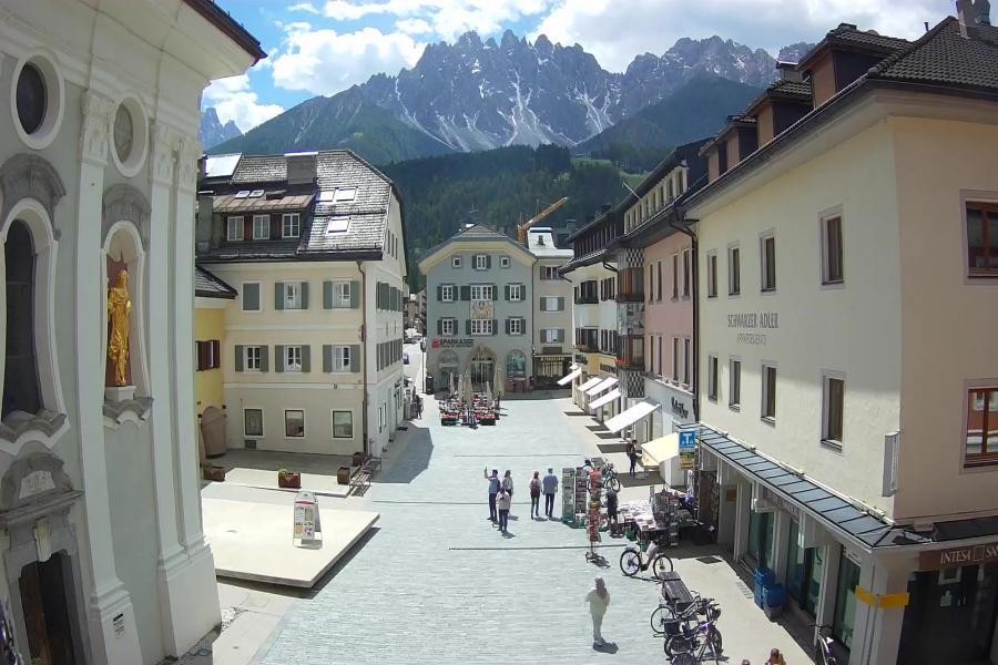 Archiv Foto Webcam Innichen - Ortszentrum
