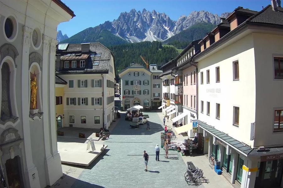 Archived image Webcam Village centre Innichen