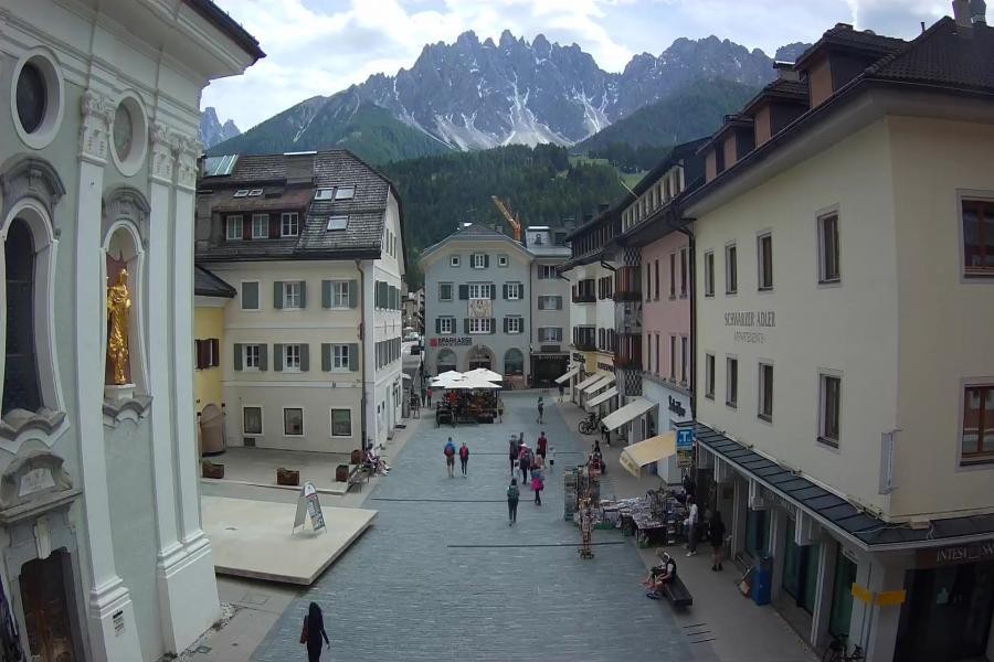 Archived image Webcam Village centre Innichen
