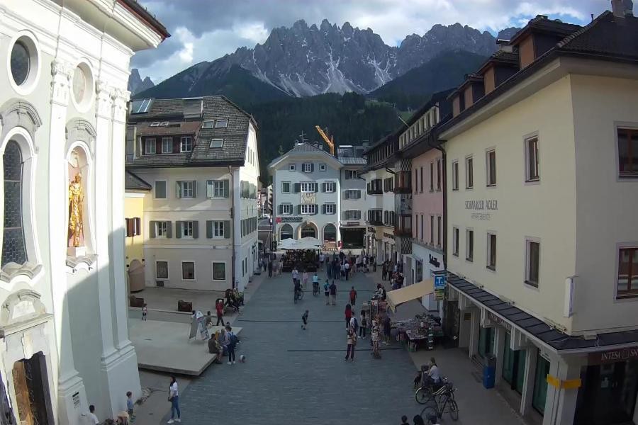 Archived image Webcam Village centre Innichen