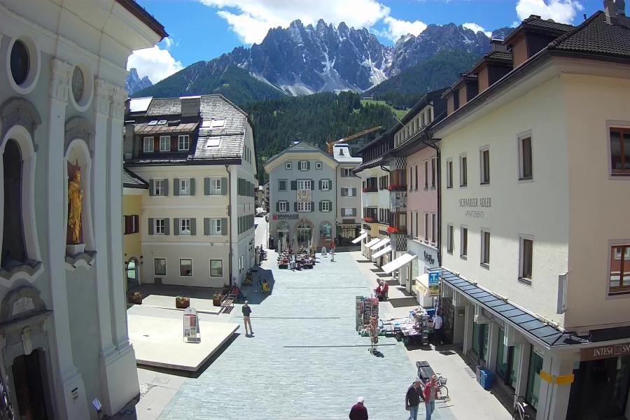 Archiv Foto Webcam Innichen - Ortszentrum