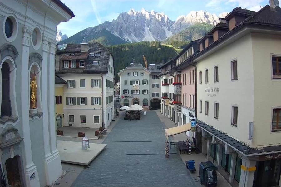 Archiv Foto Webcam Innichen - Ortszentrum