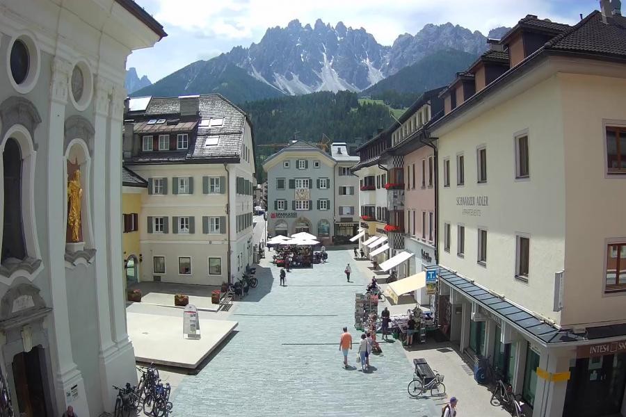 Archived image Webcam Village centre Innichen