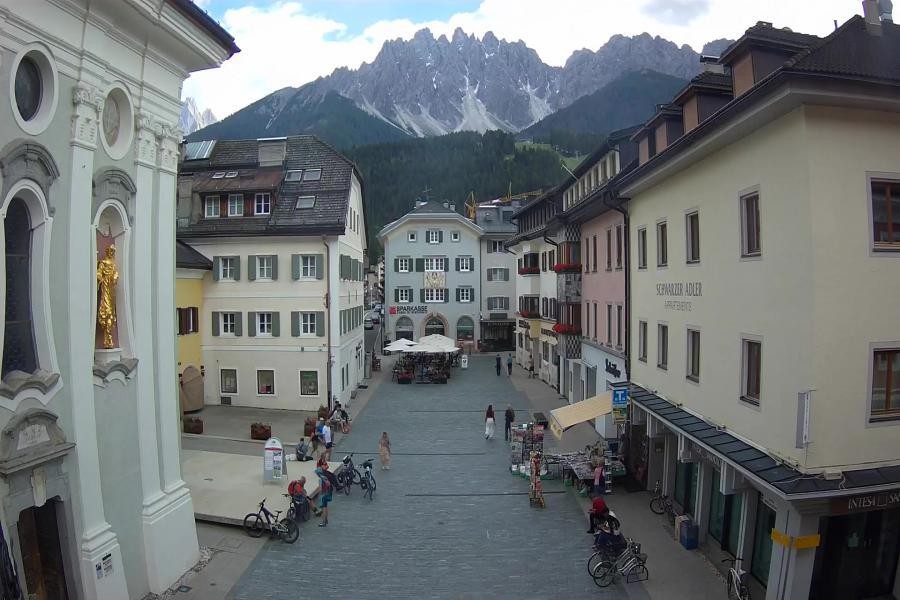 Archived image Webcam Village centre Innichen