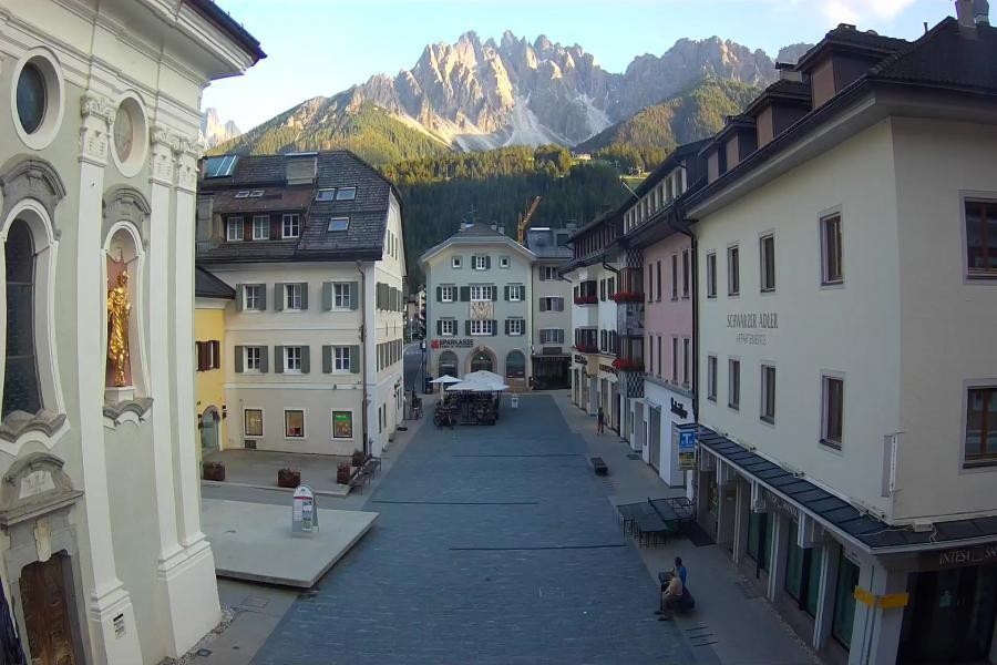 Archiv Foto Webcam Innichen - Ortszentrum