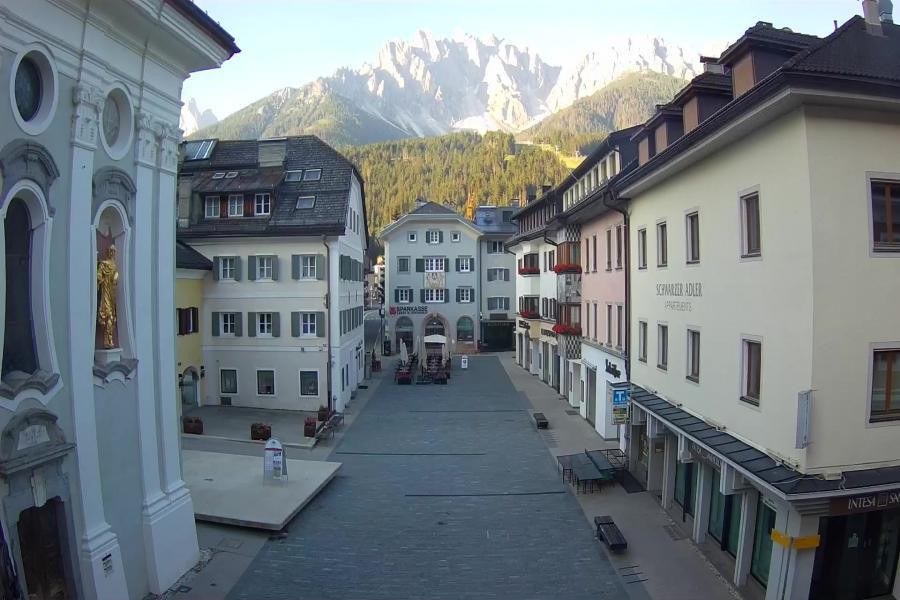 Archiv Foto Webcam Innichen - Ortszentrum