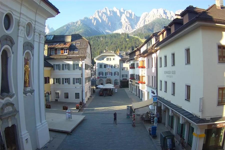 Archiv Foto Webcam Innichen - Ortszentrum