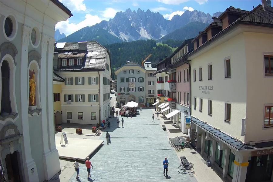 Archiv Foto Webcam Innichen - Ortszentrum