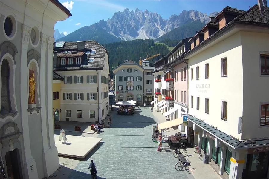 Archived image Webcam Village centre Innichen