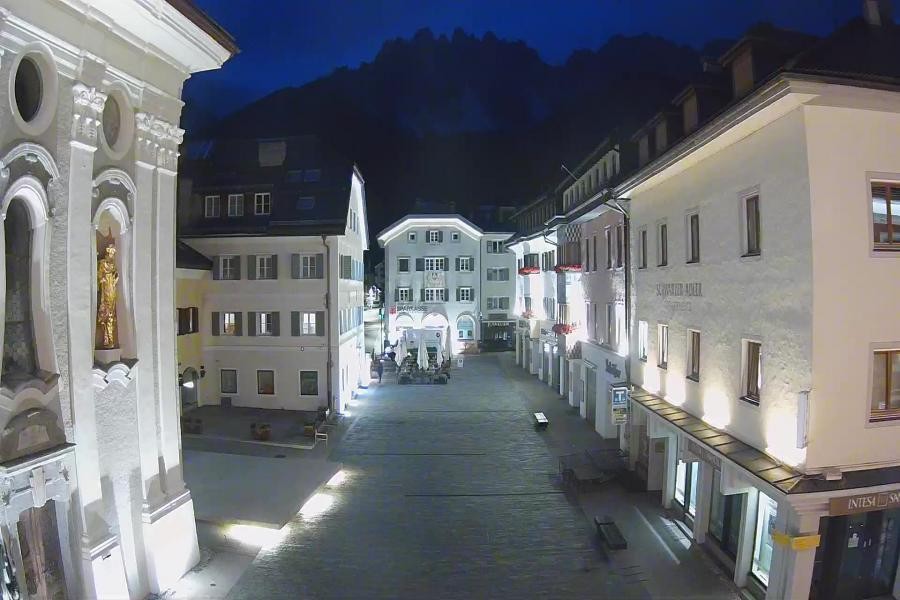 Archived image Webcam Village centre Innichen