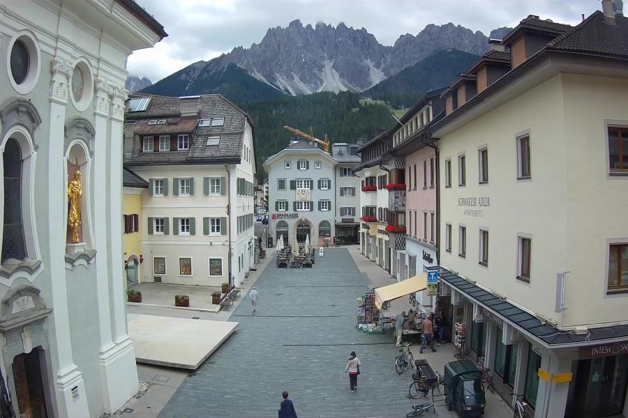 Archived image Webcam Village centre Innichen