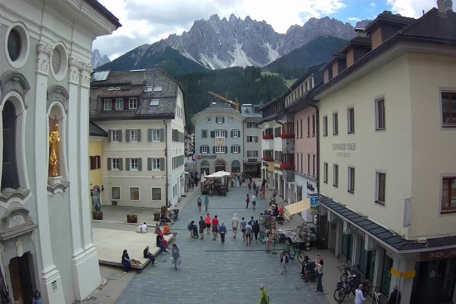 Archived image Webcam Village centre Innichen