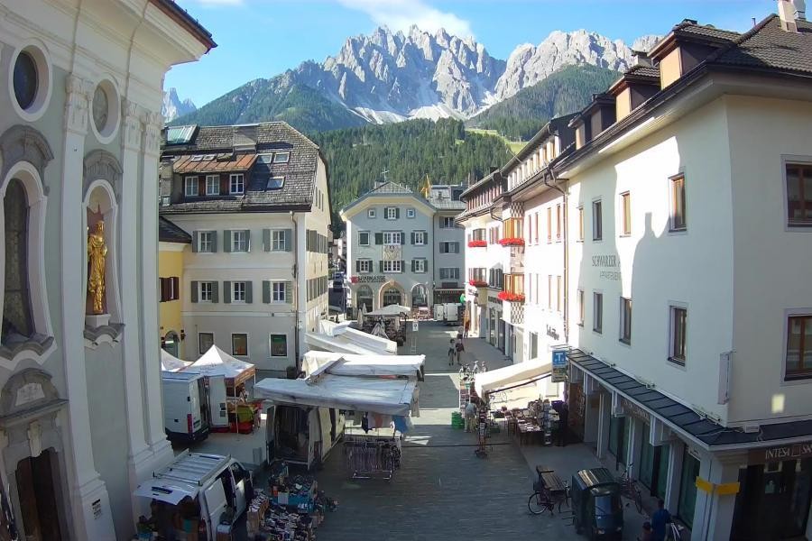 Archived image Webcam Village centre Innichen