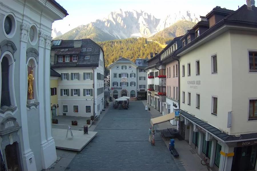 Archiv Foto Webcam Innichen - Ortszentrum