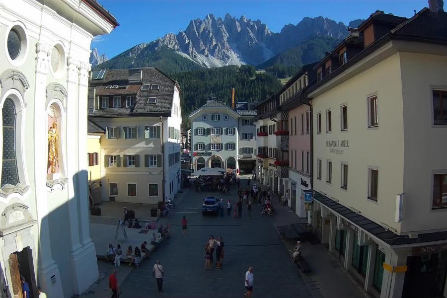 Archiv Foto Webcam Innichen - Ortszentrum