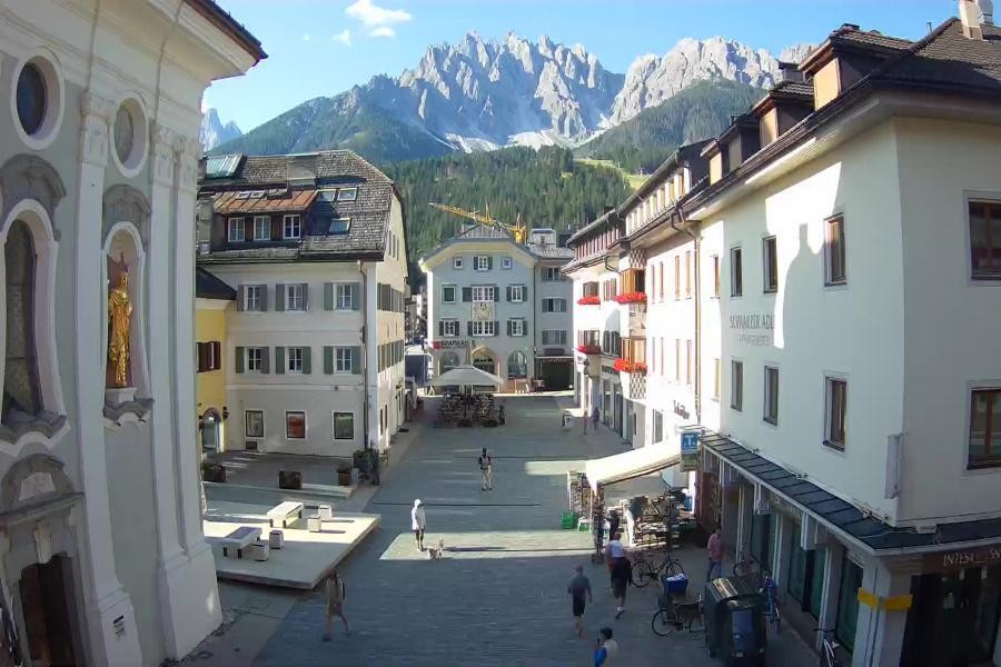 Archiv Foto Webcam Innichen - Ortszentrum