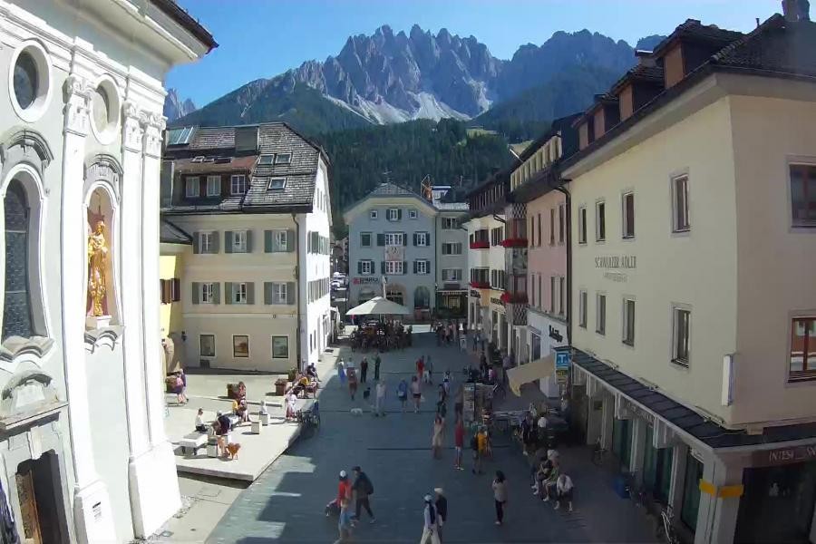Archiv Foto Webcam Innichen - Ortszentrum