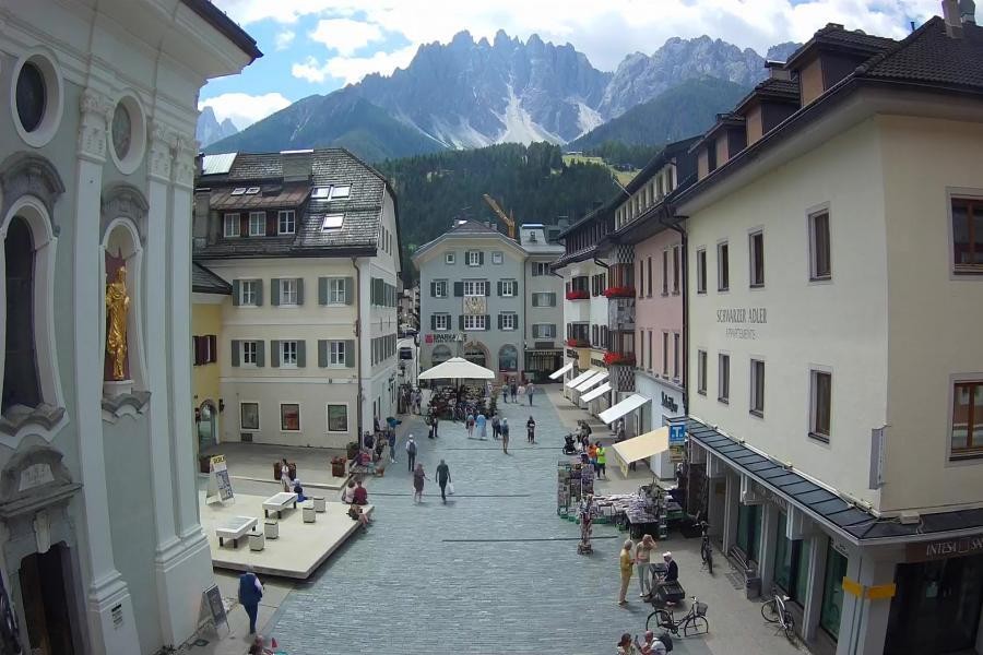 Archived image Webcam Village centre Innichen
