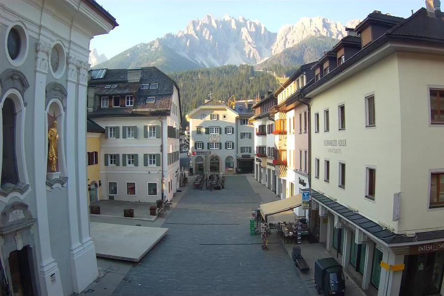 Archiv Foto Webcam Innichen - Ortszentrum