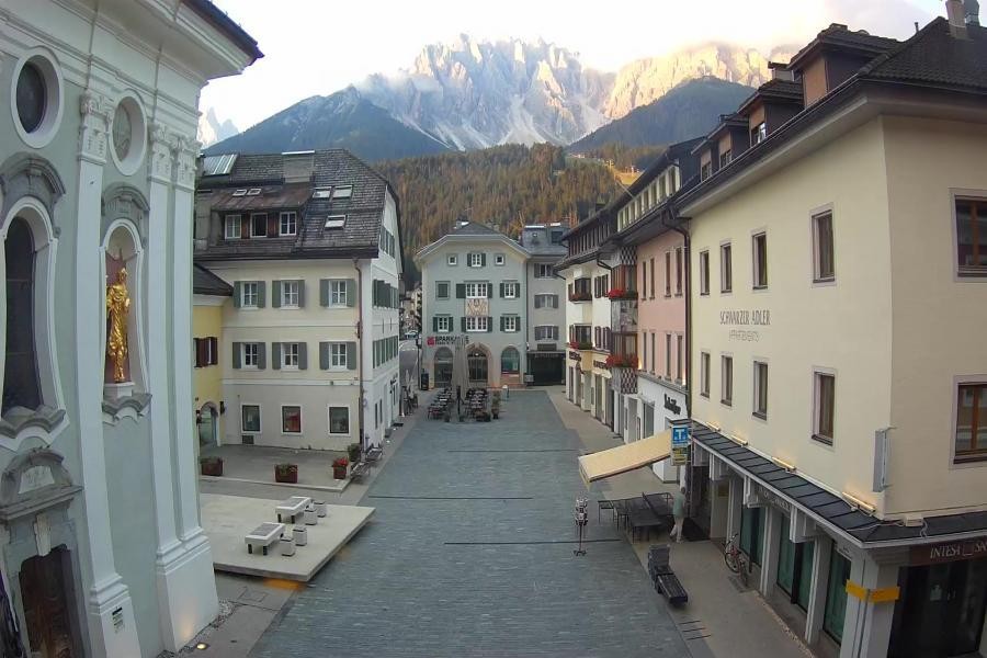 Archived image Webcam Village centre Innichen
