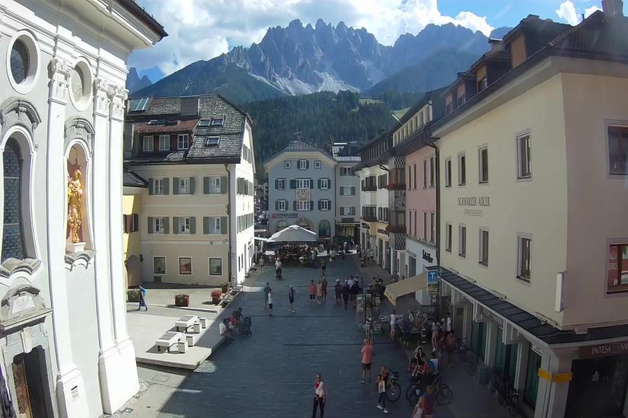 Archived image Webcam Village centre Innichen