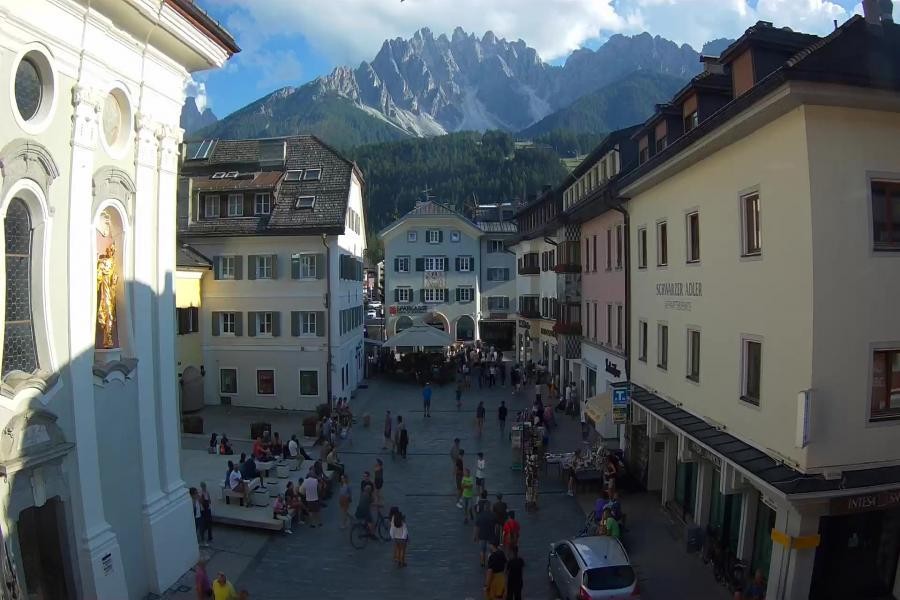 Archived image Webcam Village centre Innichen