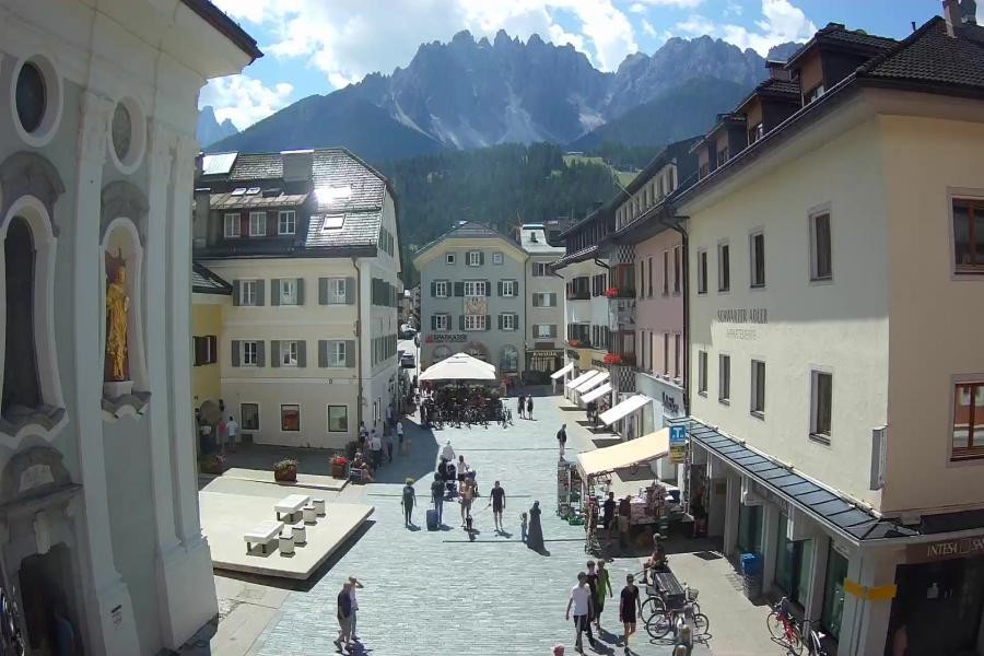 Archived image Webcam Village centre Innichen