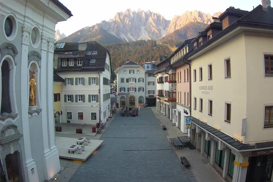 Archived image Webcam Village centre Innichen