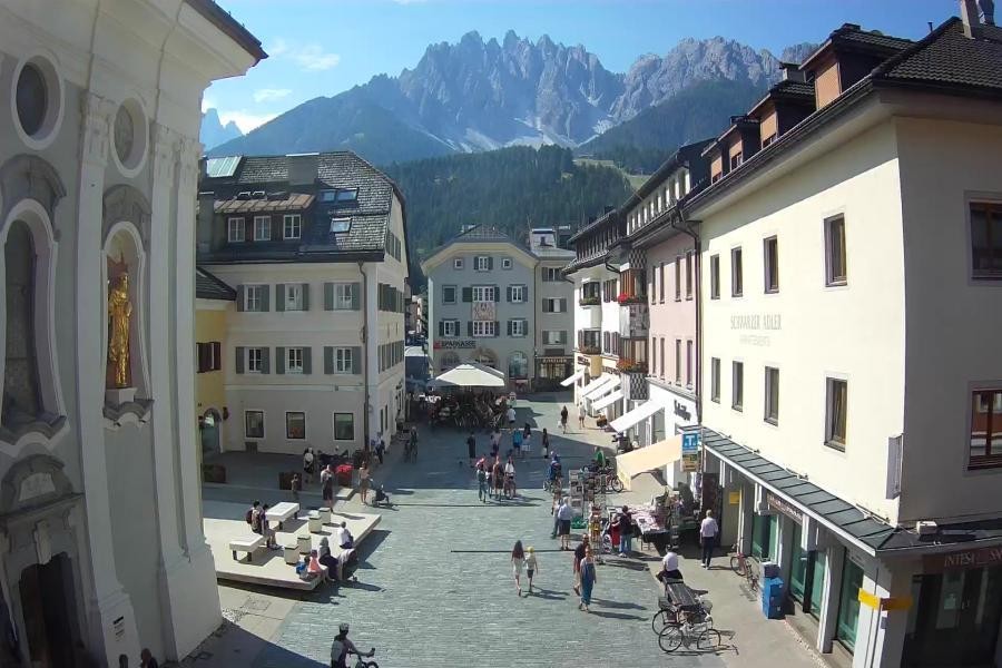 Archiv Foto Webcam Innichen - Ortszentrum