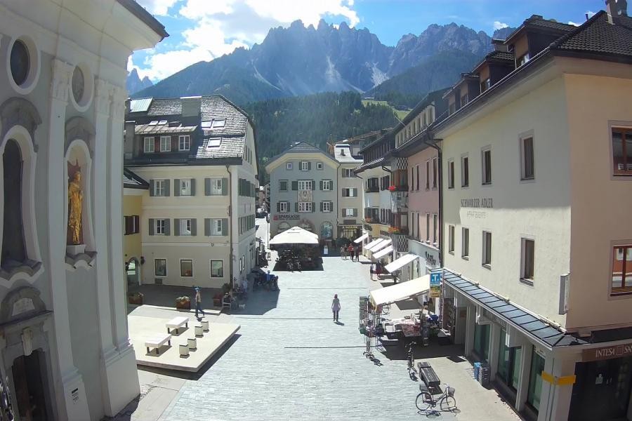 Archived image Webcam Village centre Innichen