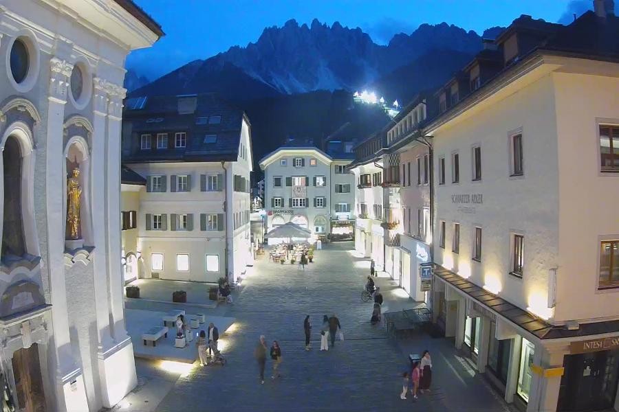 Archived image Webcam Village centre Innichen