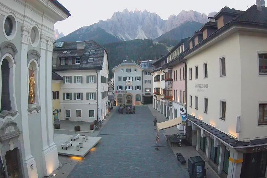 Archiv Foto Webcam Innichen - Ortszentrum