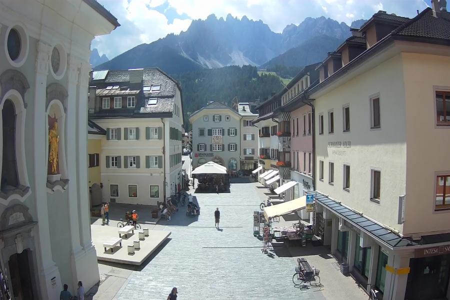 Archived image Webcam Village centre Innichen