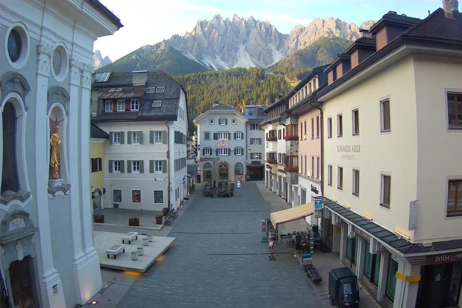 Archiv Foto Webcam Innichen - Ortszentrum