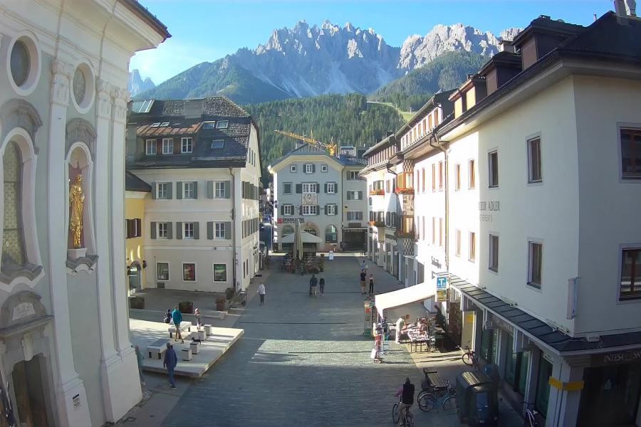 Archiv Foto Webcam Innichen - Ortszentrum