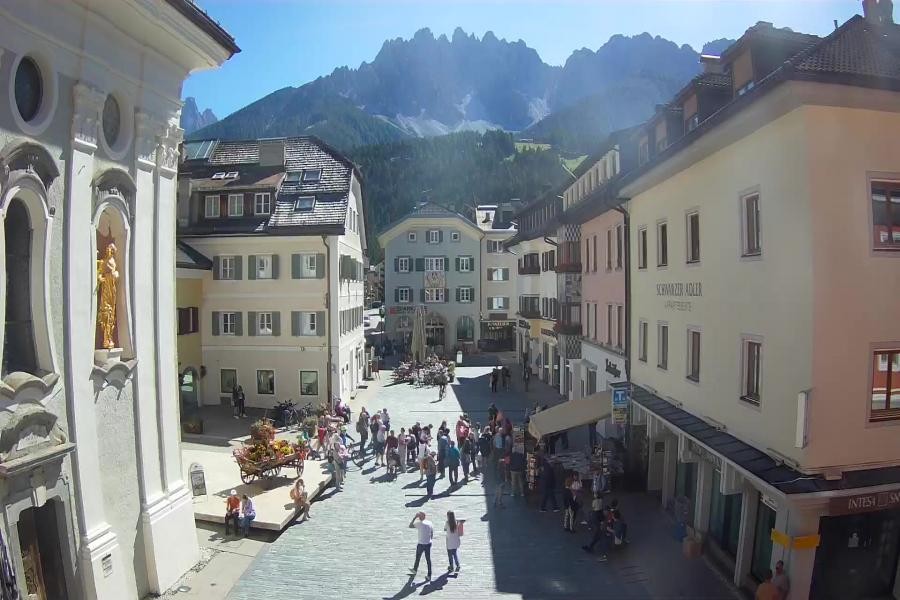 Archiv Foto Webcam Innichen - Ortszentrum