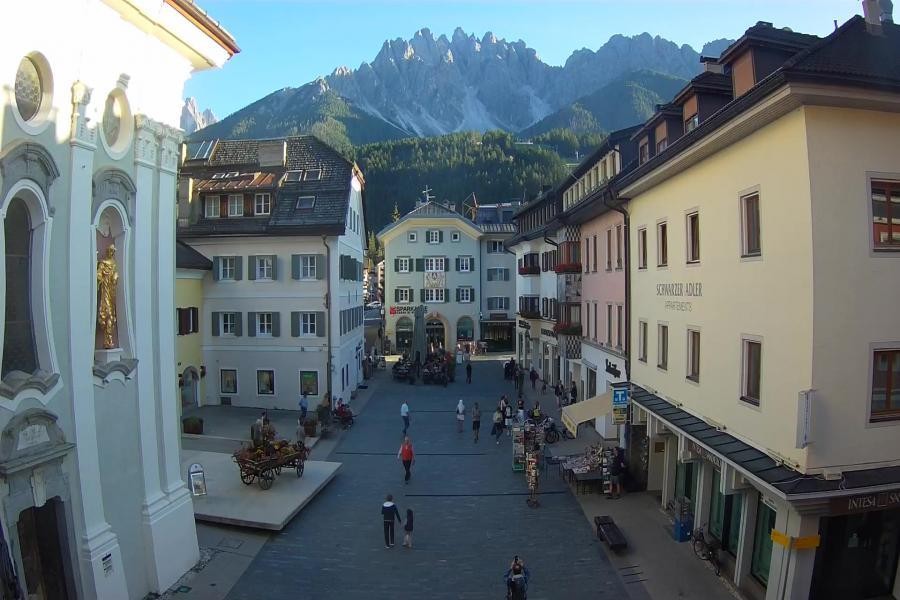 Archiv Foto Webcam Innichen - Ortszentrum