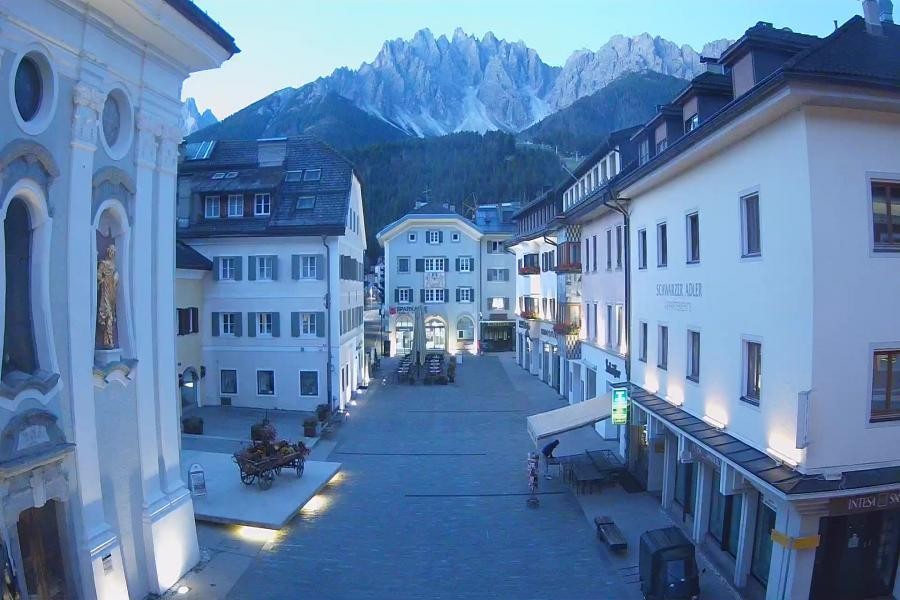 Archiv Foto Webcam Innichen - Ortszentrum