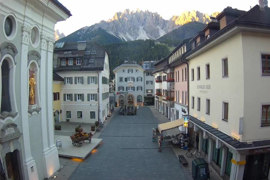Archiv Foto Webcam Innichen - Ortszentrum