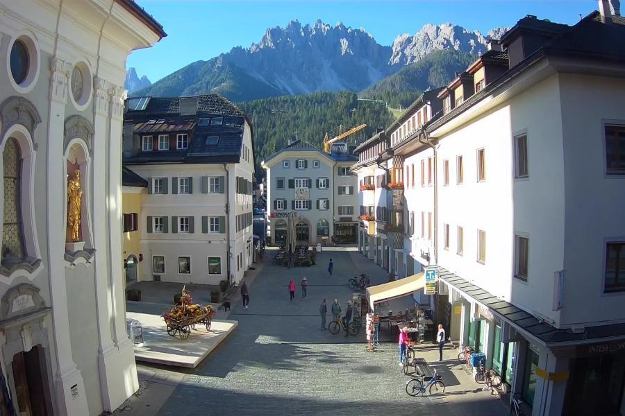 Archiv Foto Webcam Innichen - Ortszentrum