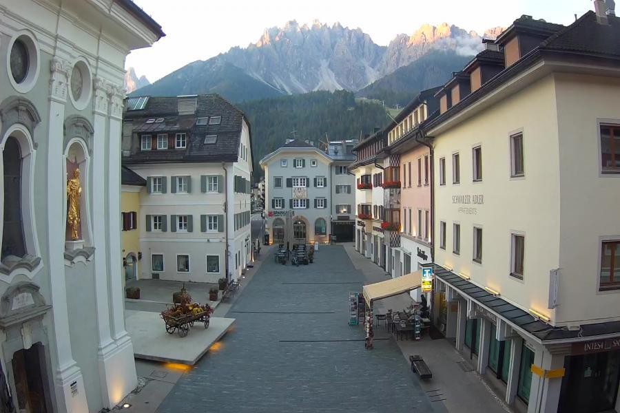 Archiv Foto Webcam Innichen - Ortszentrum