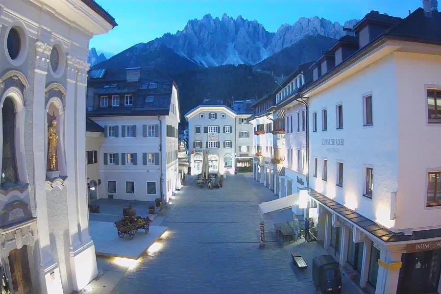 Archiv Foto Webcam Innichen - Ortszentrum