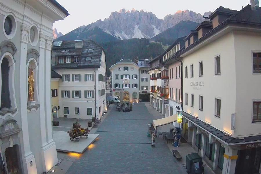 Archiv Foto Webcam Innichen - Ortszentrum