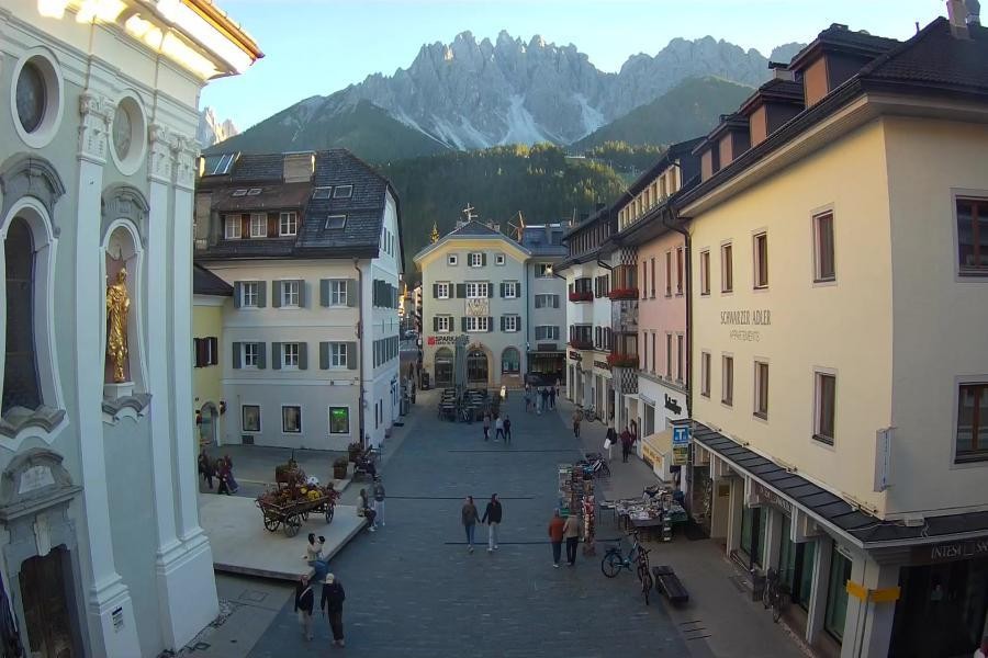 Archiv Foto Webcam Innichen - Ortszentrum