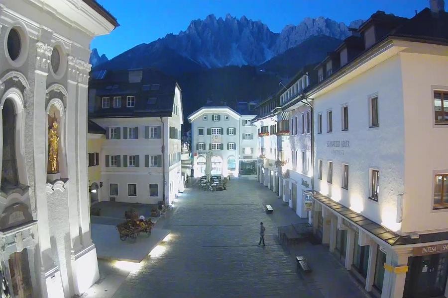 Archiv Foto Webcam Innichen - Ortszentrum