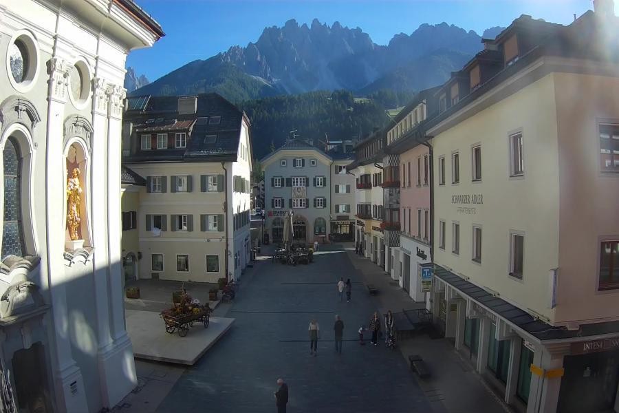 Archived image Webcam Village centre Innichen