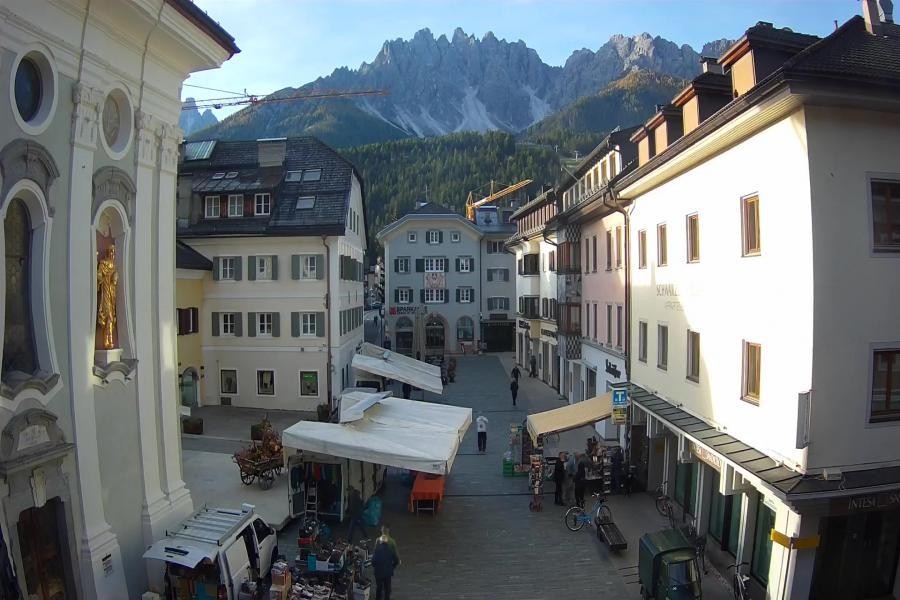 Archived image Webcam Village centre Innichen