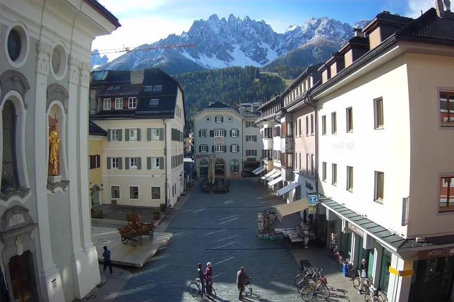 Archived image Webcam Village centre Innichen