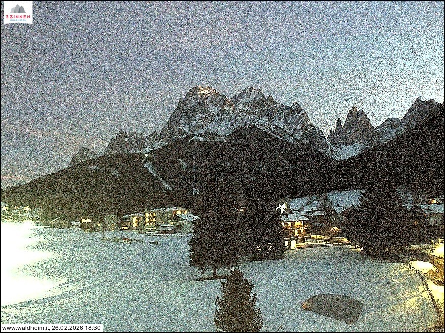 Archived image Webcam Waldheim (Sexten)