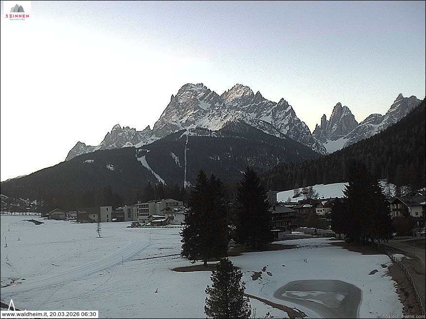 Archived image Webcam Waldheim (Sexten)